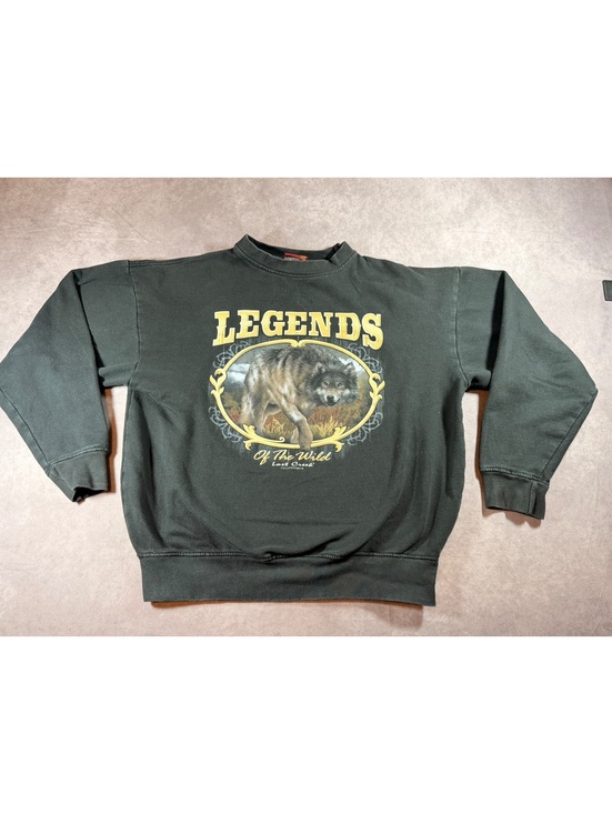 Other - Lost Creek Legends of the Wild Wolf Graphic Sweatshirt Medium